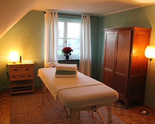 Body massage places in Netherlands